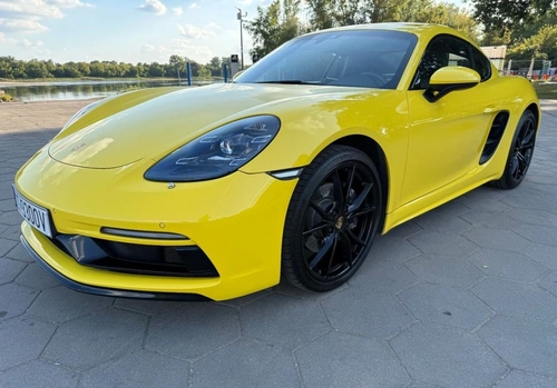 Porsche 718 Cayman