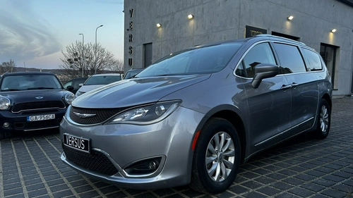 Chrysler Pacifica