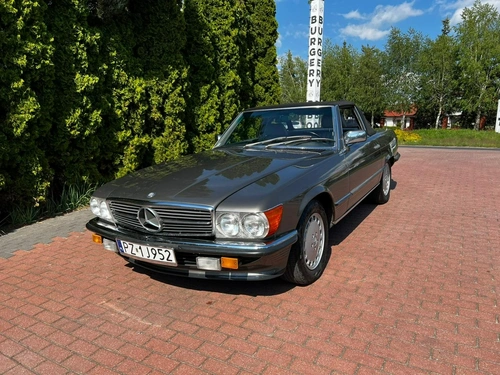 Mercedes SL 560