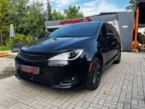 Chrysler Pacifica