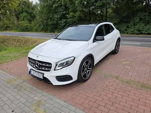 Mercedes GLA 220