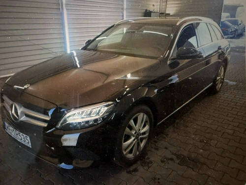 Mercedes C 200