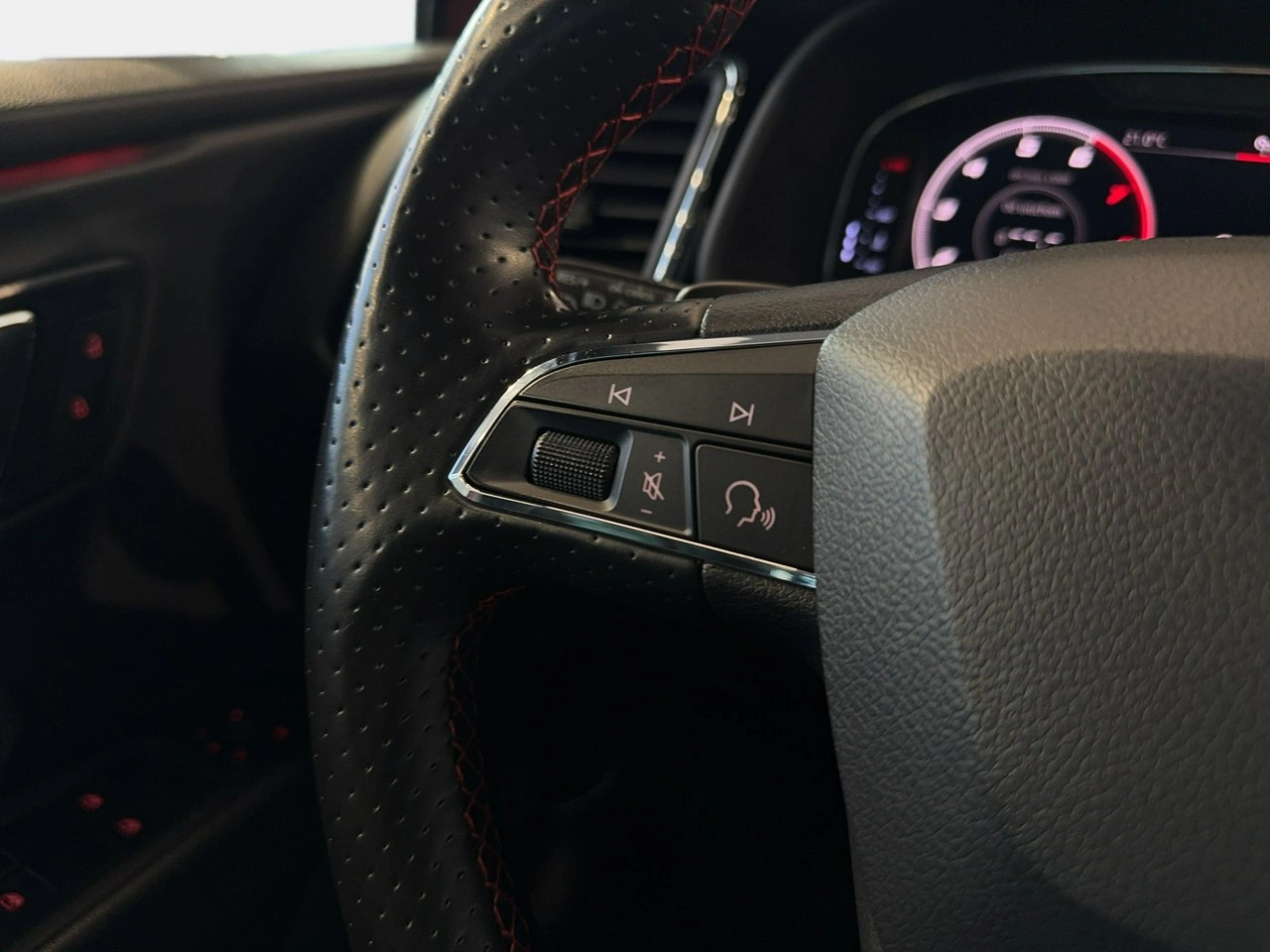 Seat Leon Sportstourer - Zdjęcie 15