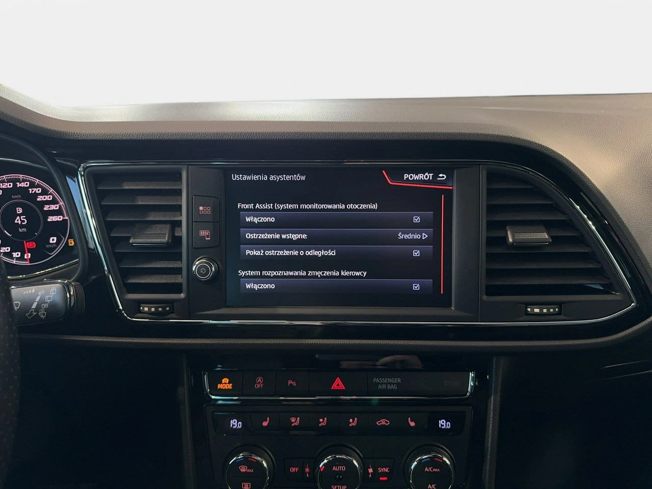 Seat Leon Sportstourer - Zdjęcie 20