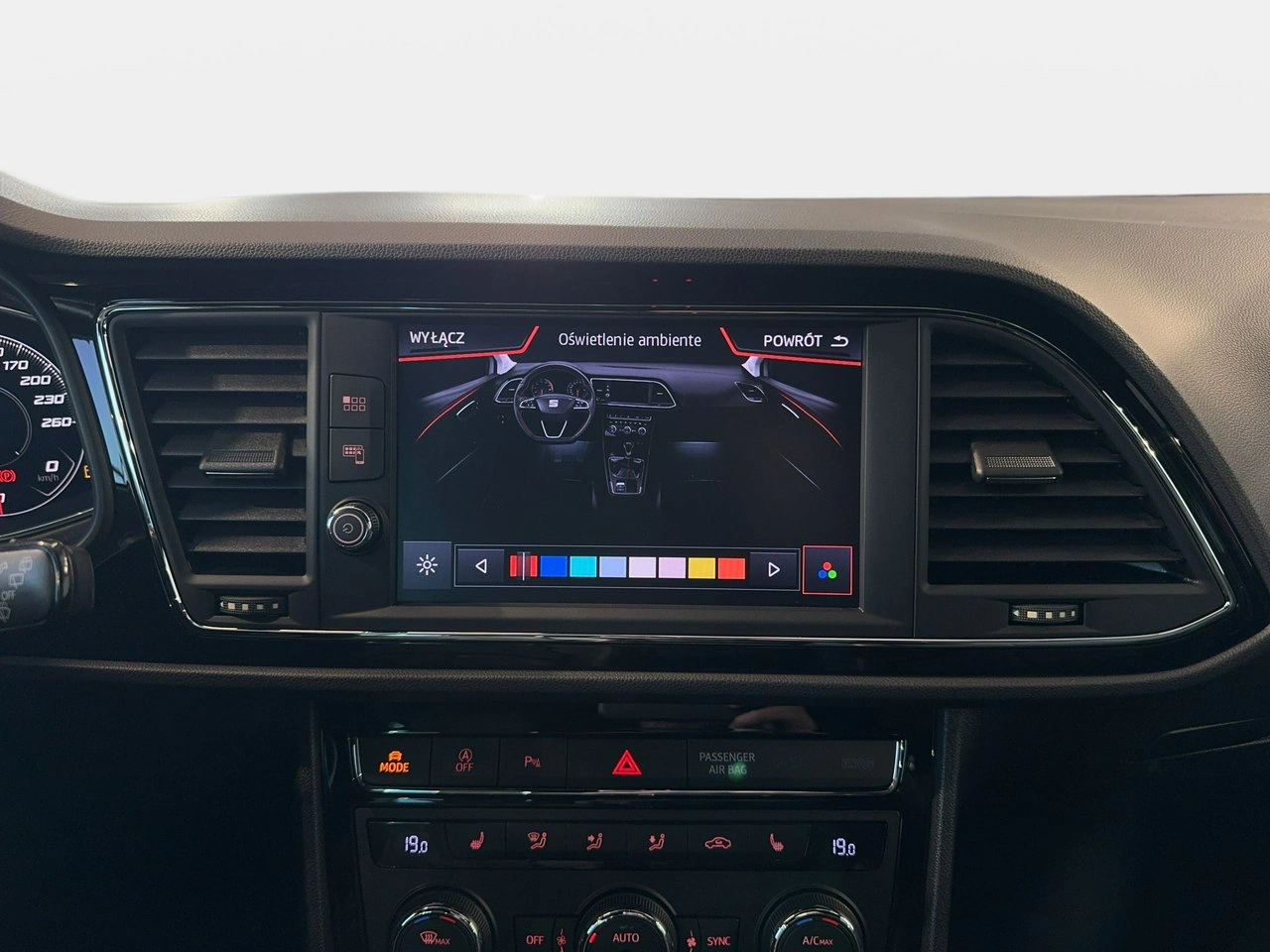 Seat Leon Sportstourer - Zdjęcie 22