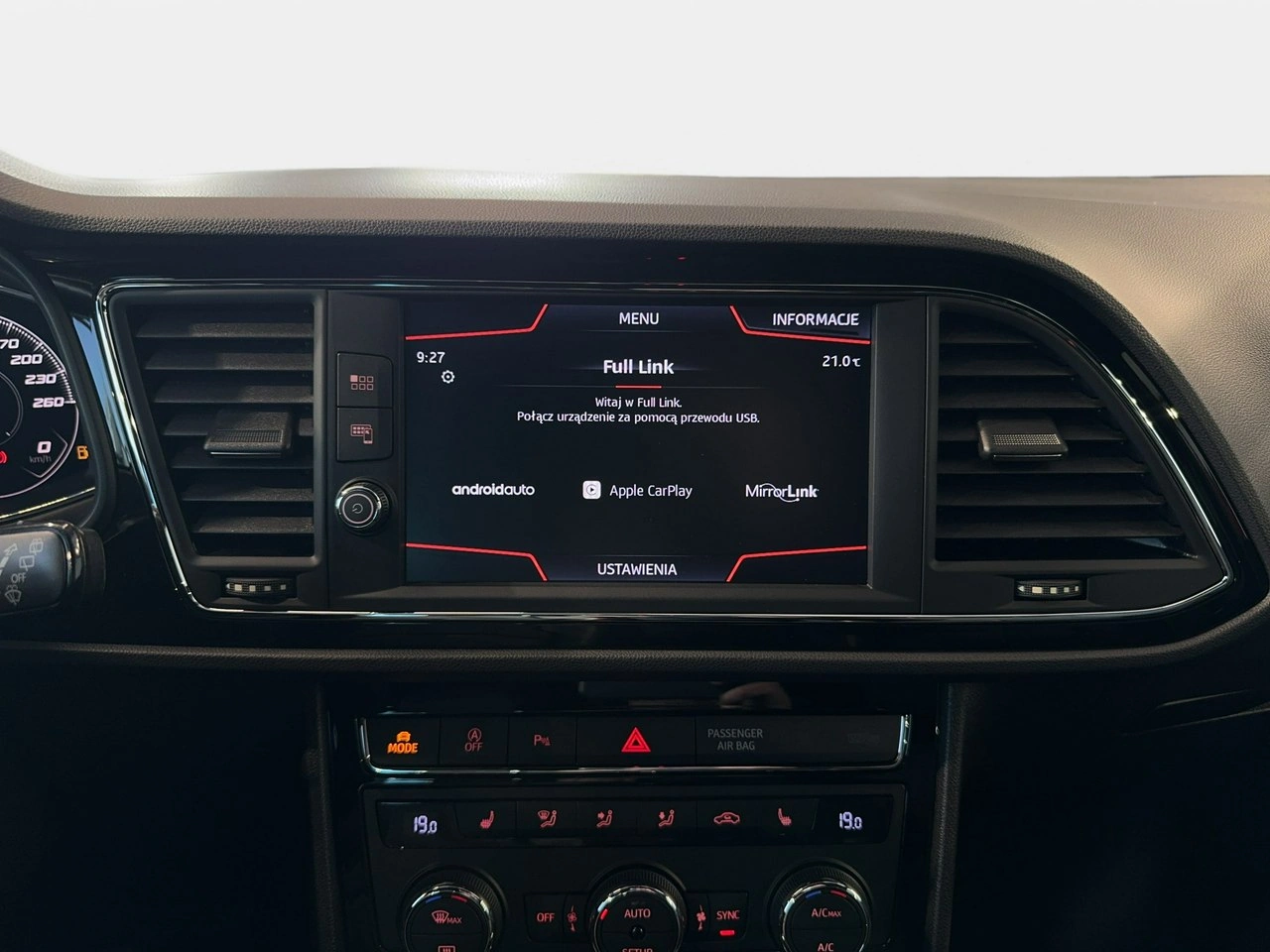 Seat Leon Sportstourer - Zdjęcie 24