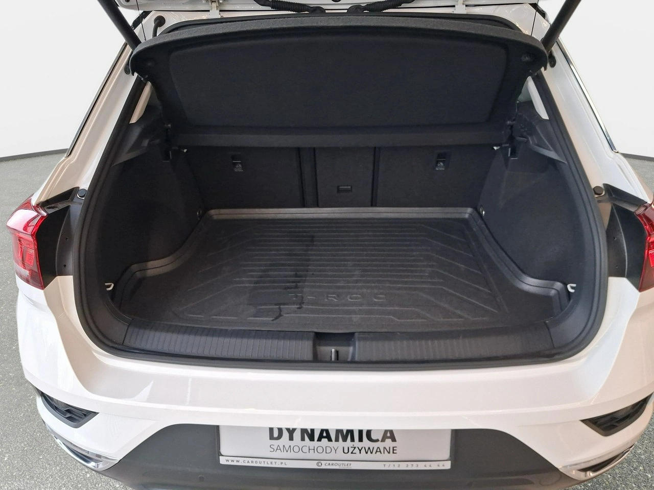 Volkswagen T-Roc - Zdjęcie 11