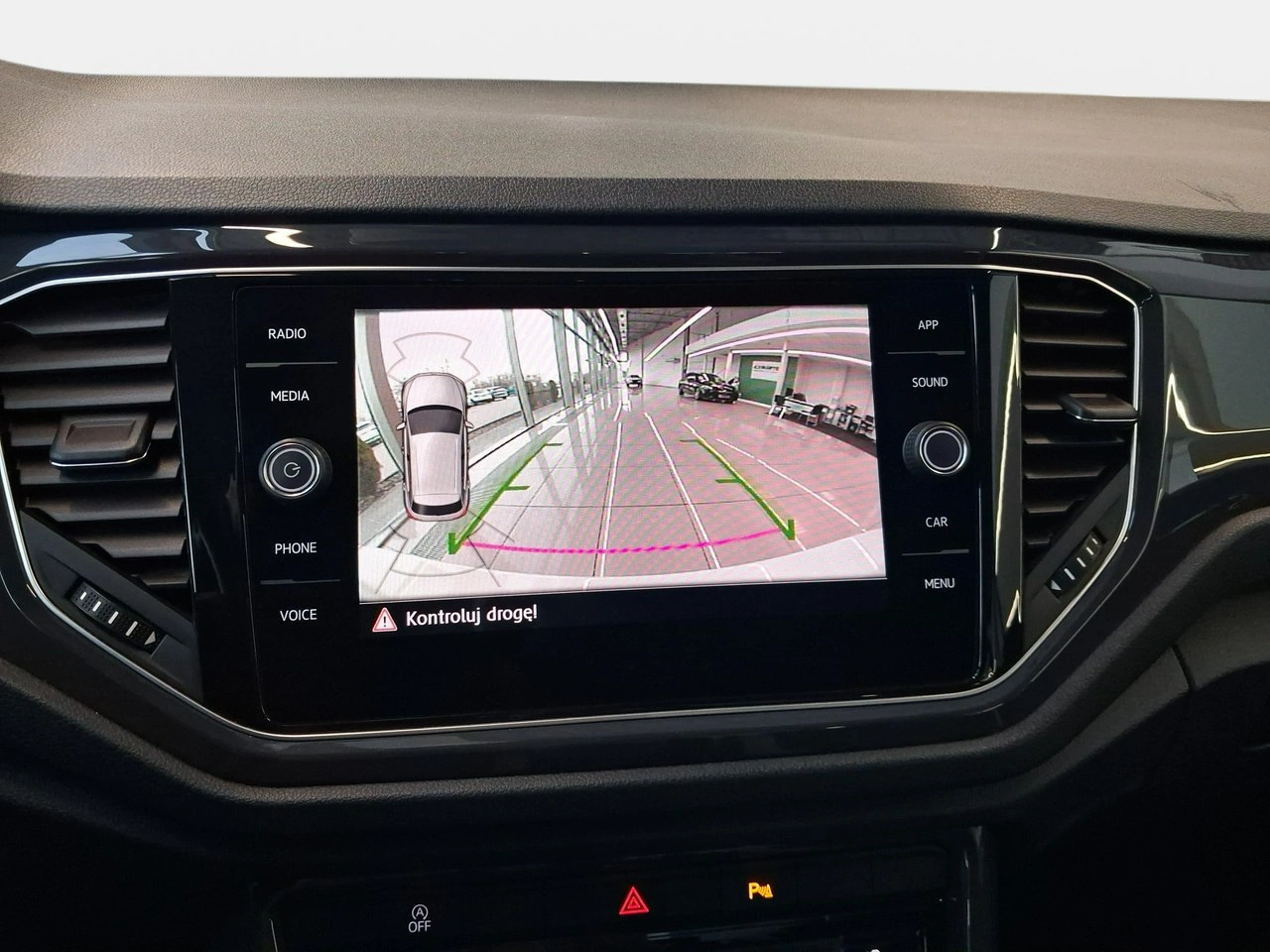 Volkswagen T-Roc - Zdjęcie 19