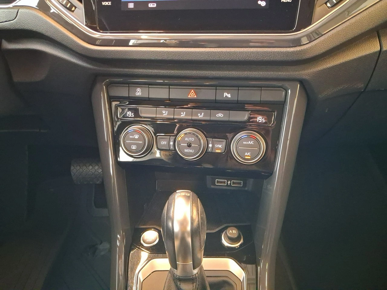 Volkswagen T-Roc - Zdjęcie 20