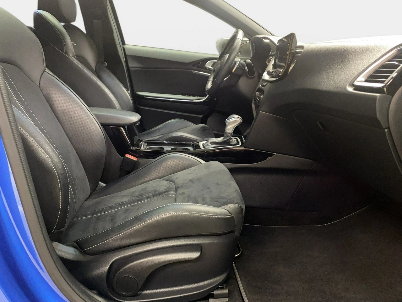 Kia XCeed - Zdjęcie 11