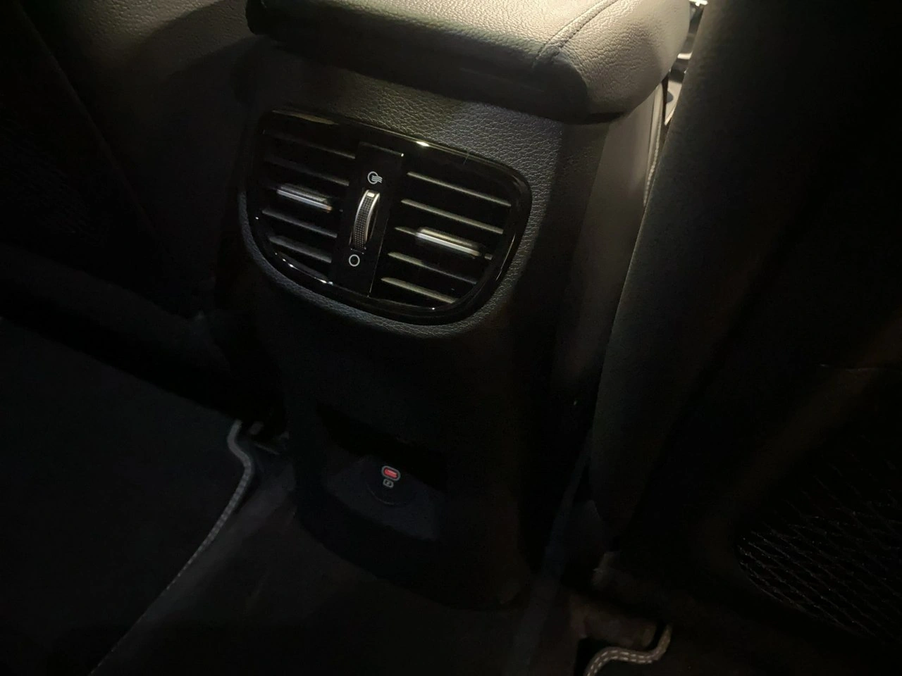 Kia XCeed - Zdjęcie 17