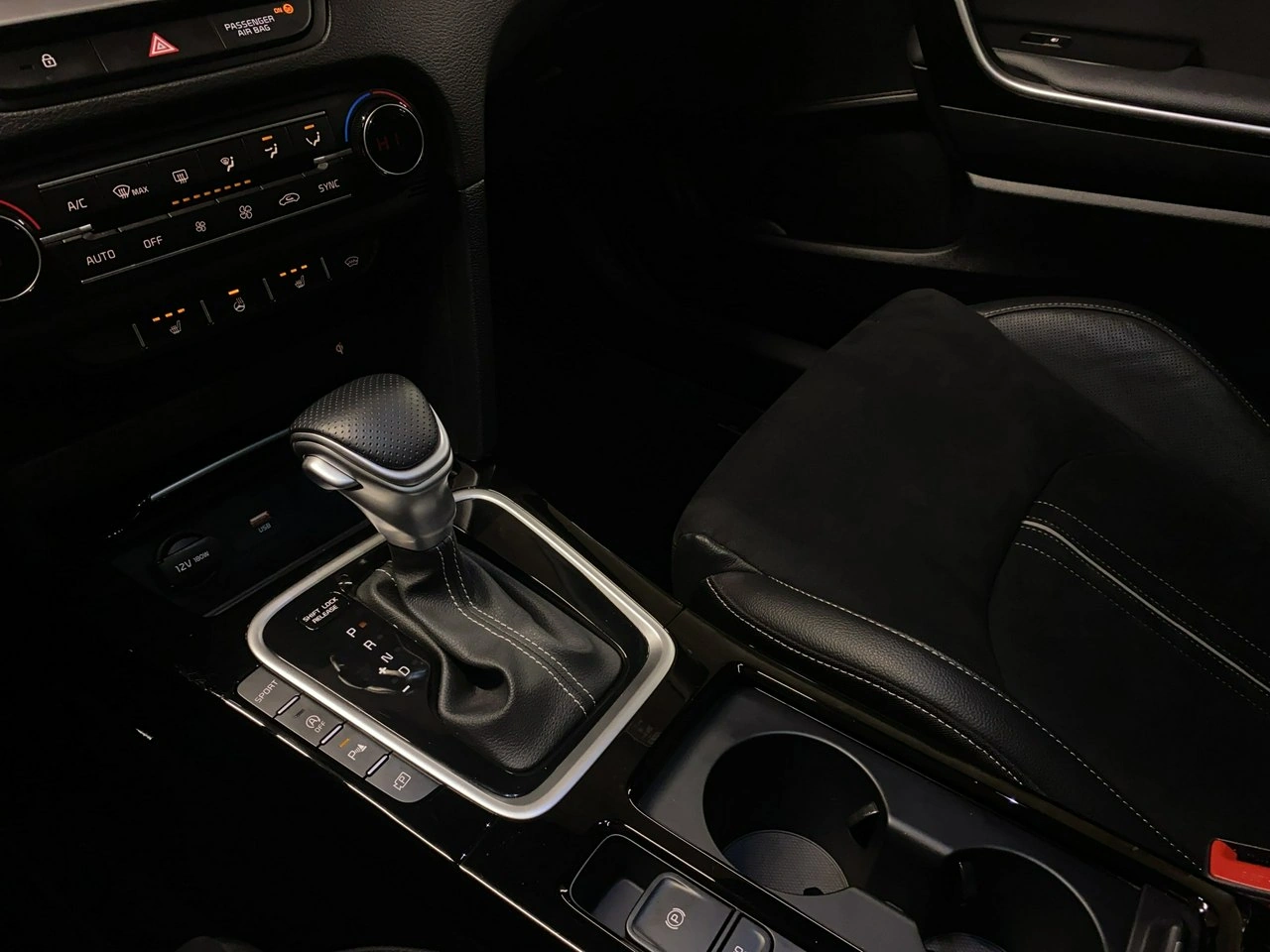 Kia XCeed - Zdjęcie 23