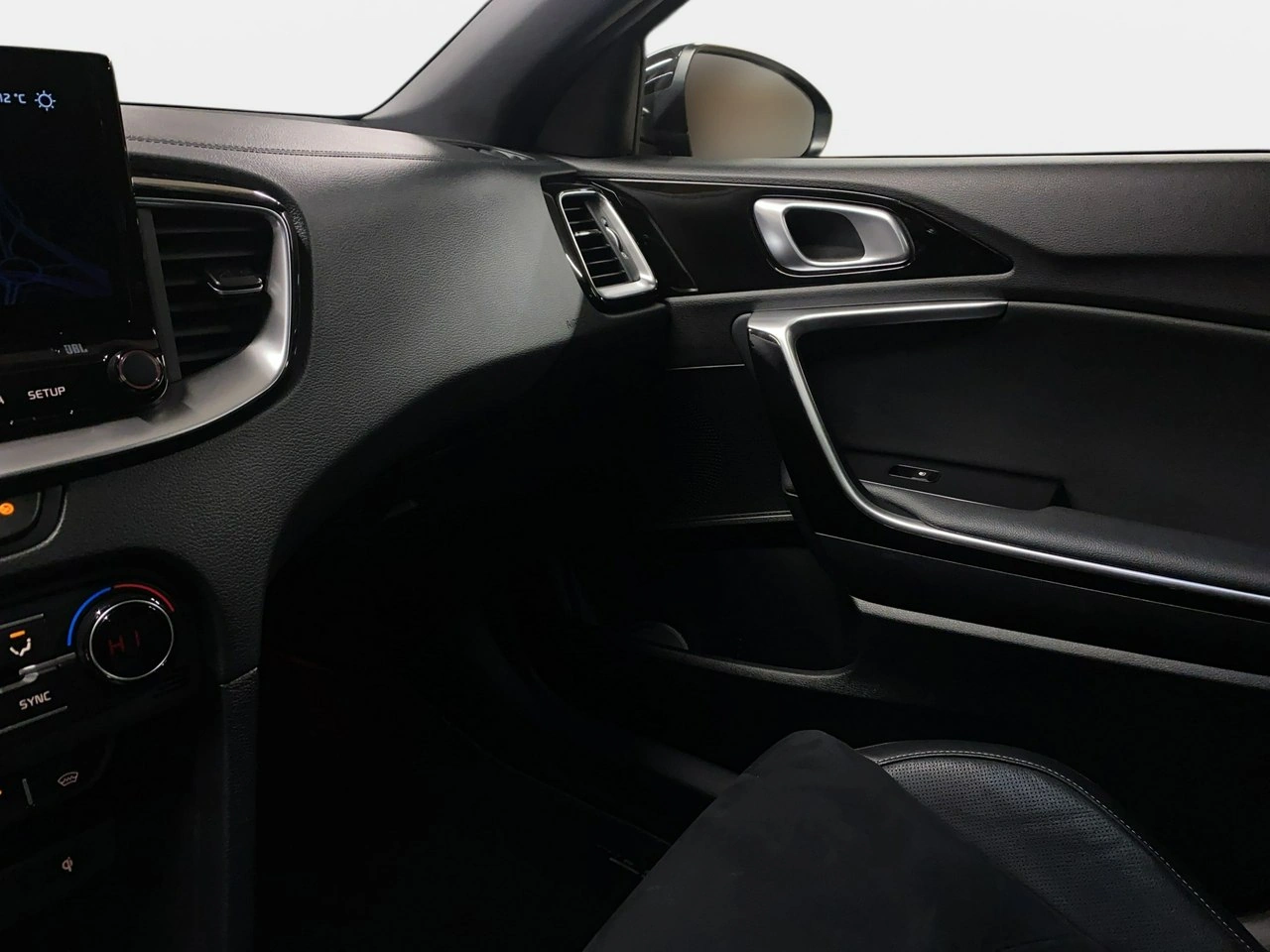 Kia XCeed - Zdjęcie 29