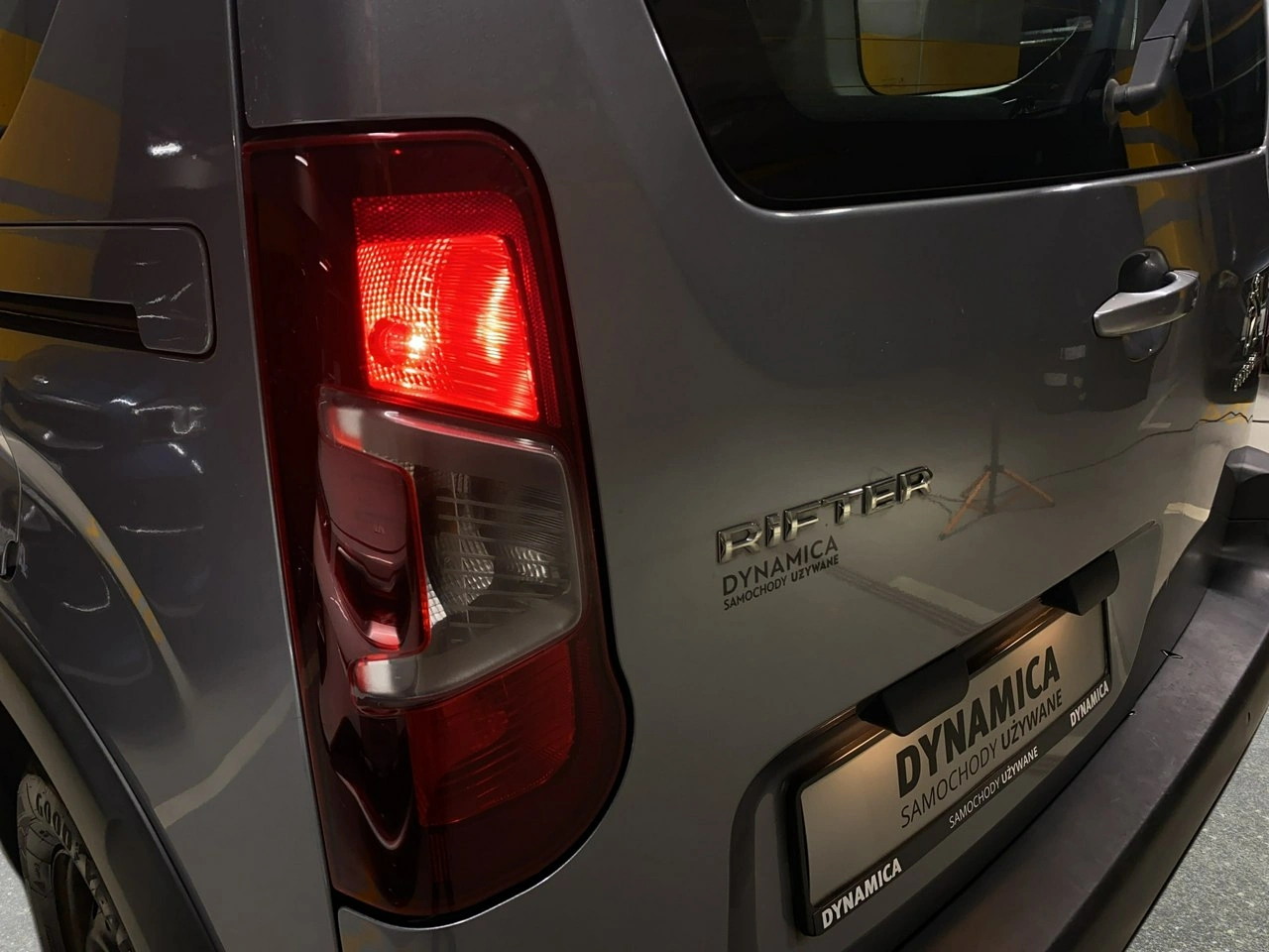 Peugeot Rifter - Zdjęcie 10