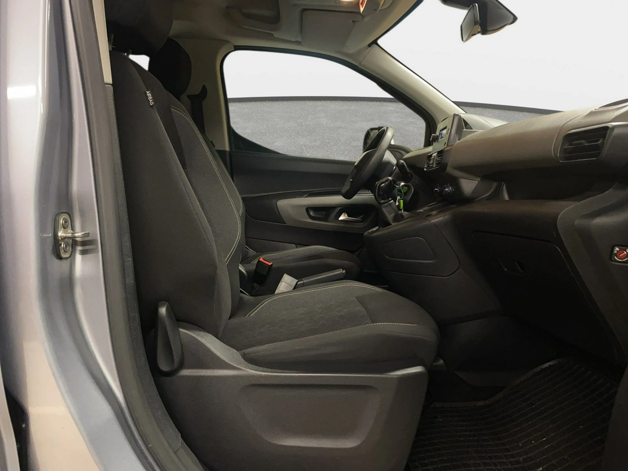 Peugeot Rifter - Zdjęcie 11