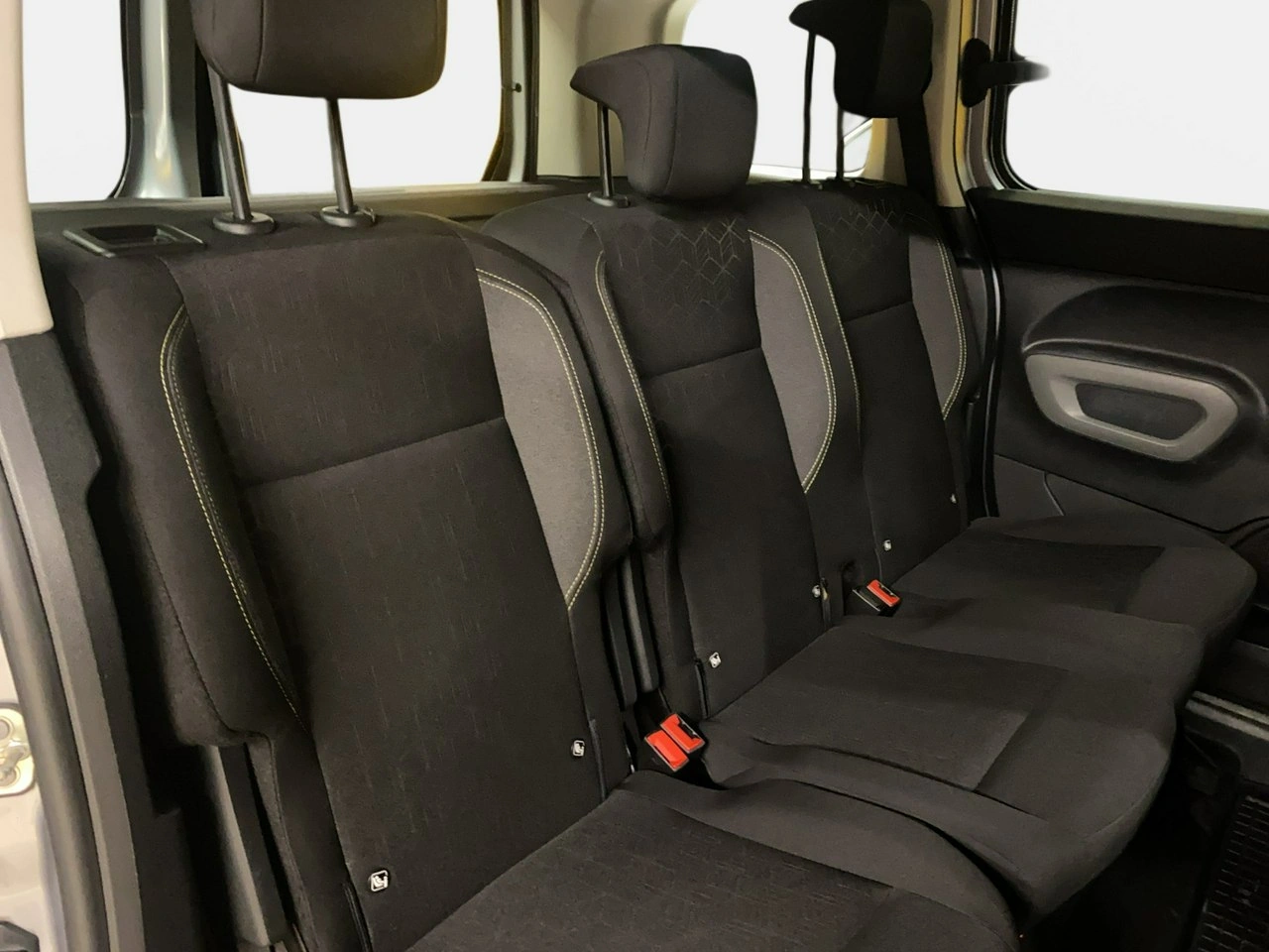 Peugeot Rifter - Zdjęcie 14