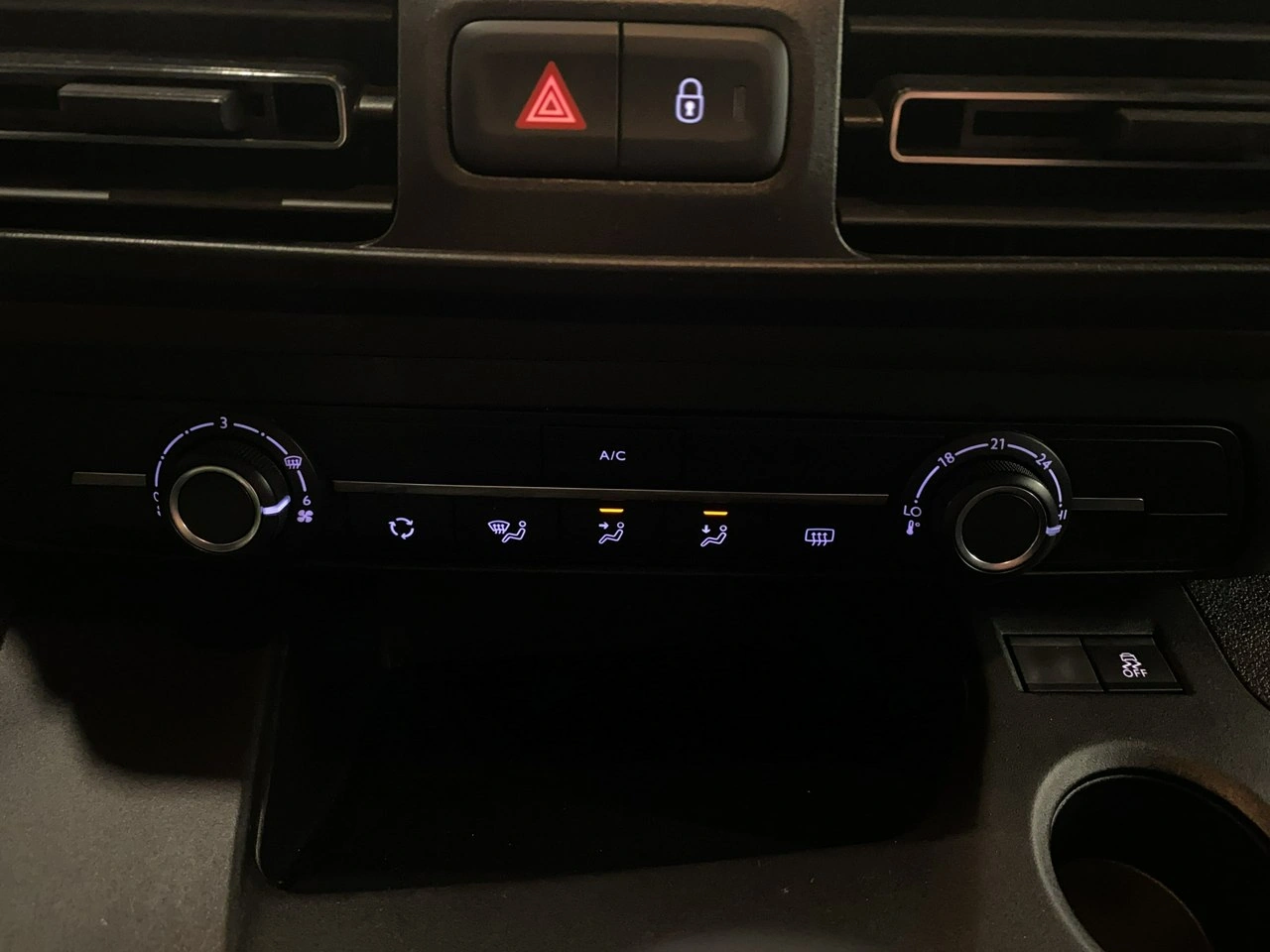 Peugeot Rifter - Zdjęcie 22