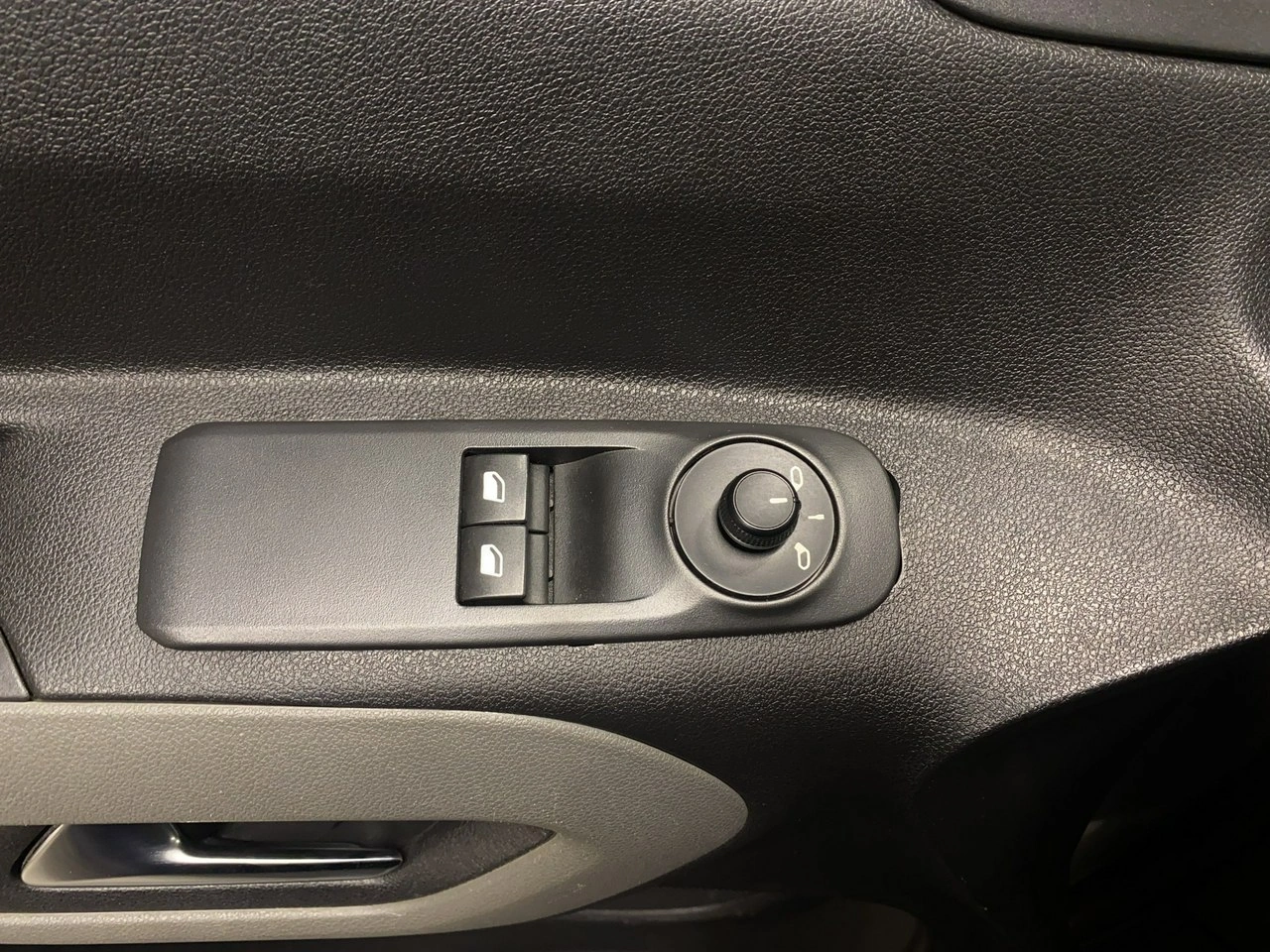 Peugeot Rifter - Zdjęcie 27