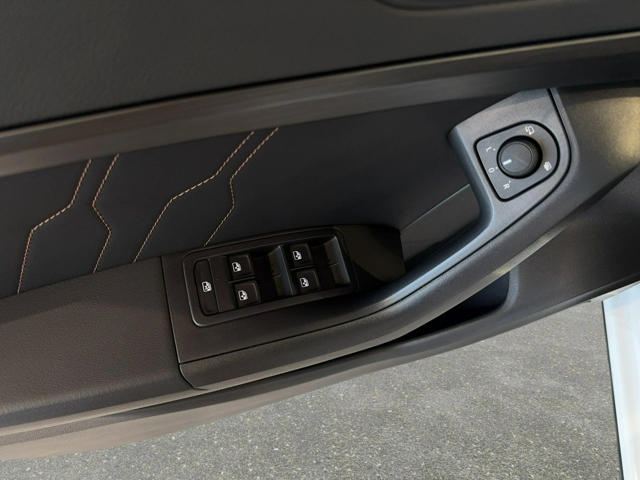 Cupra Ateca - Zdjęcie 31