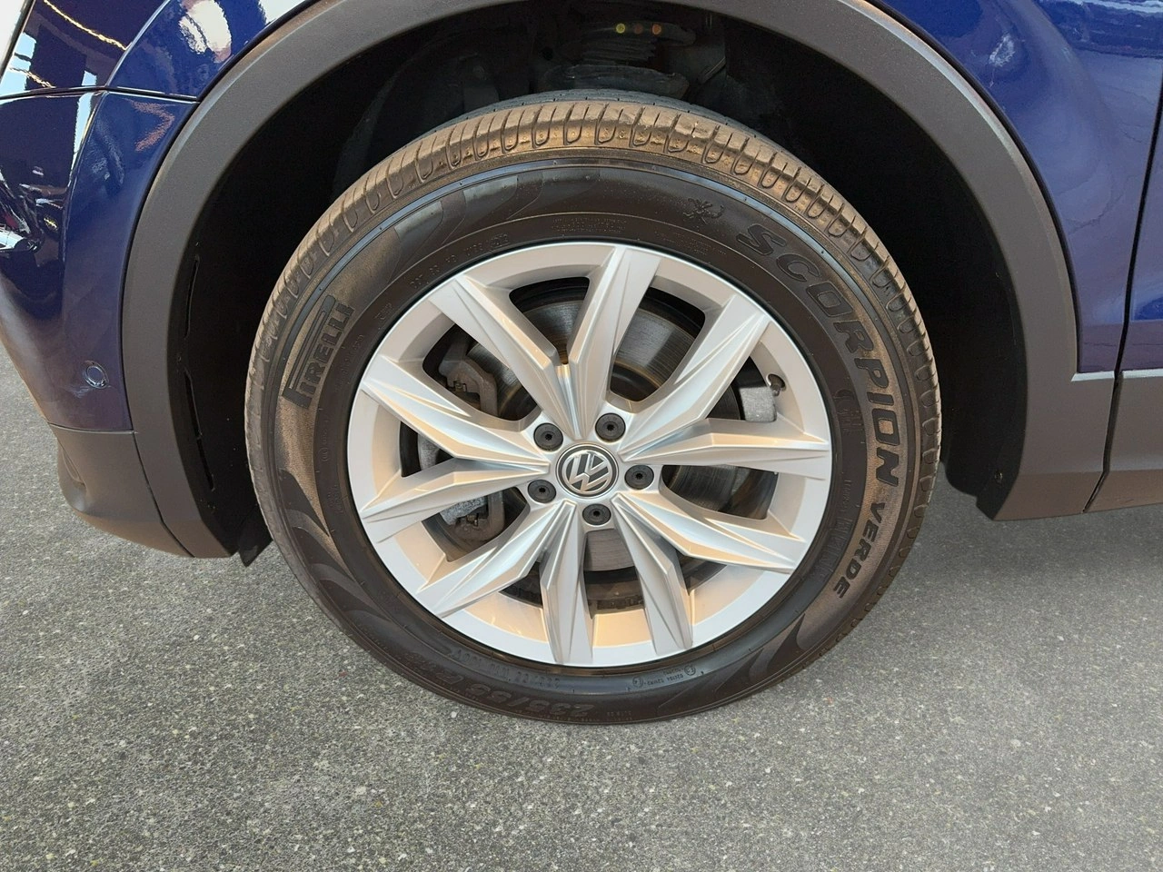 Volkswagen Tiguan - Zdjęcie 9