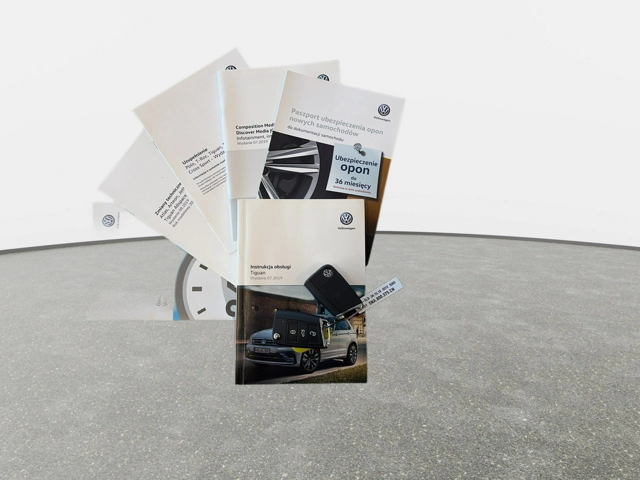 Volkswagen Tiguan - Zdjęcie 37