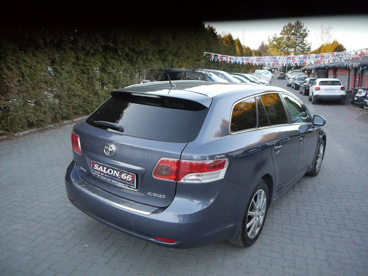 Toyota Avensis - Zdjęcie 4