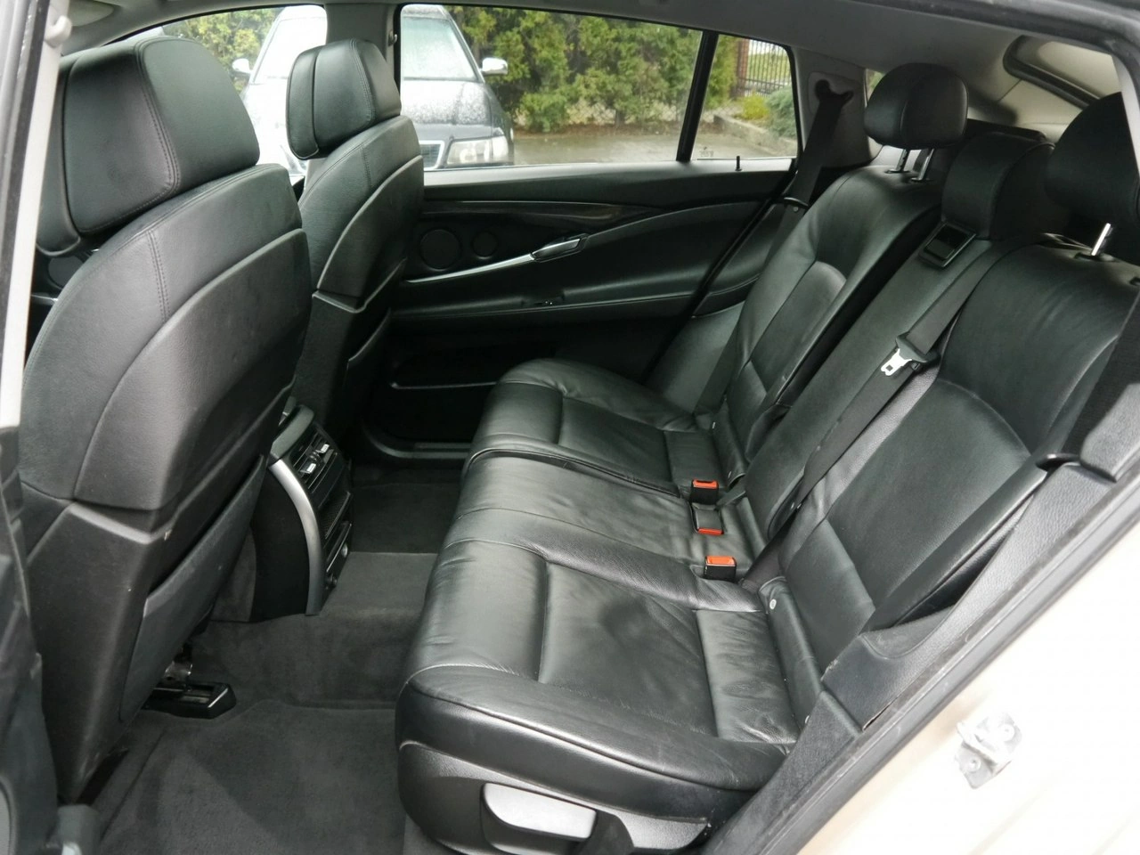 BMW 5GT - Zdjęcie 26