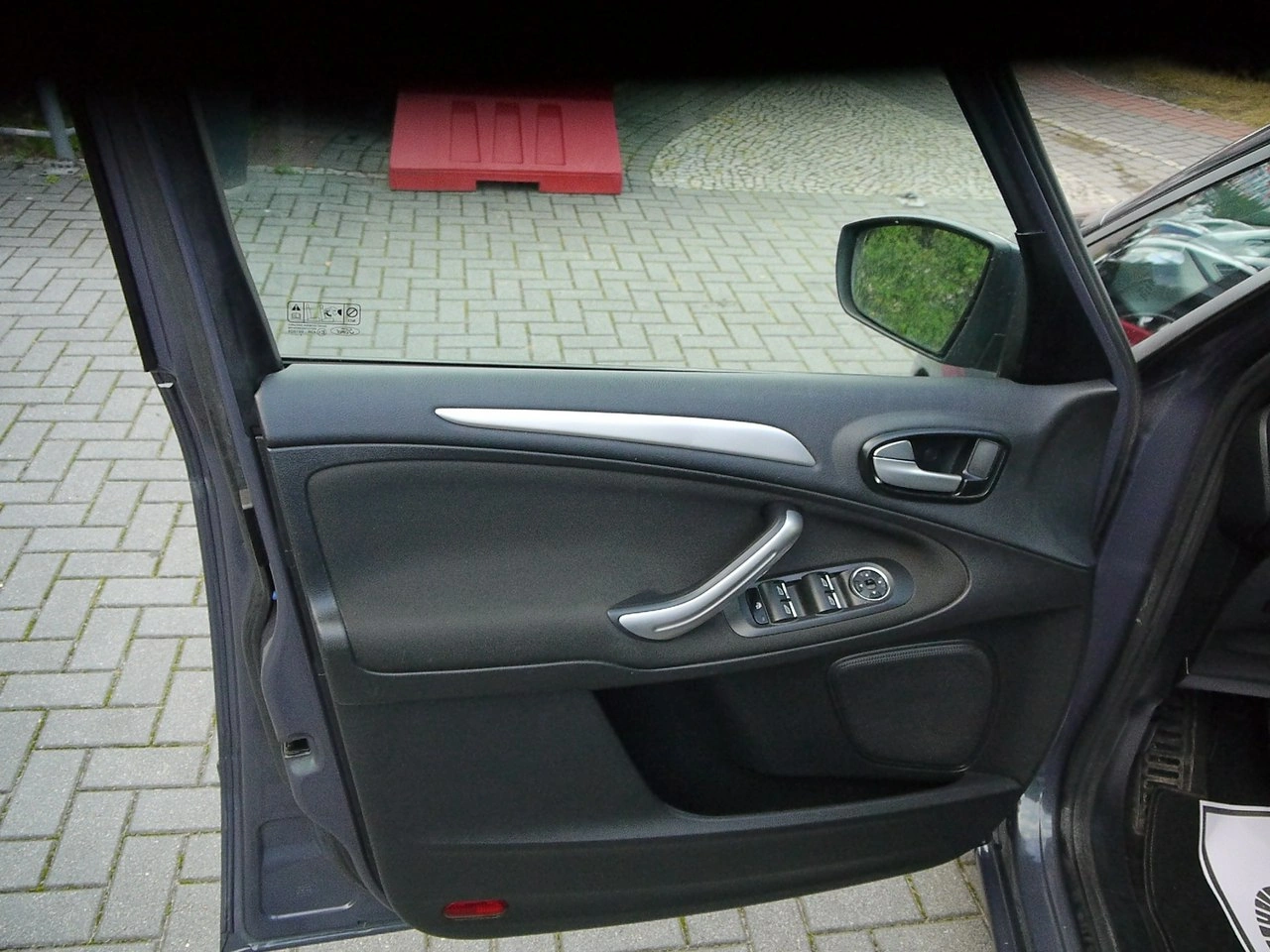 Ford Galaxy - Zdjęcie 28