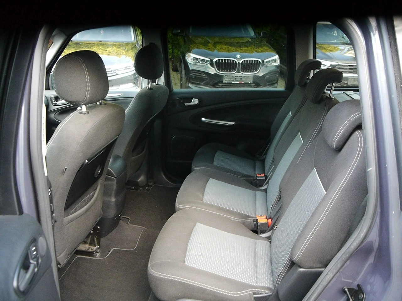 Ford Galaxy - Zdjęcie 24