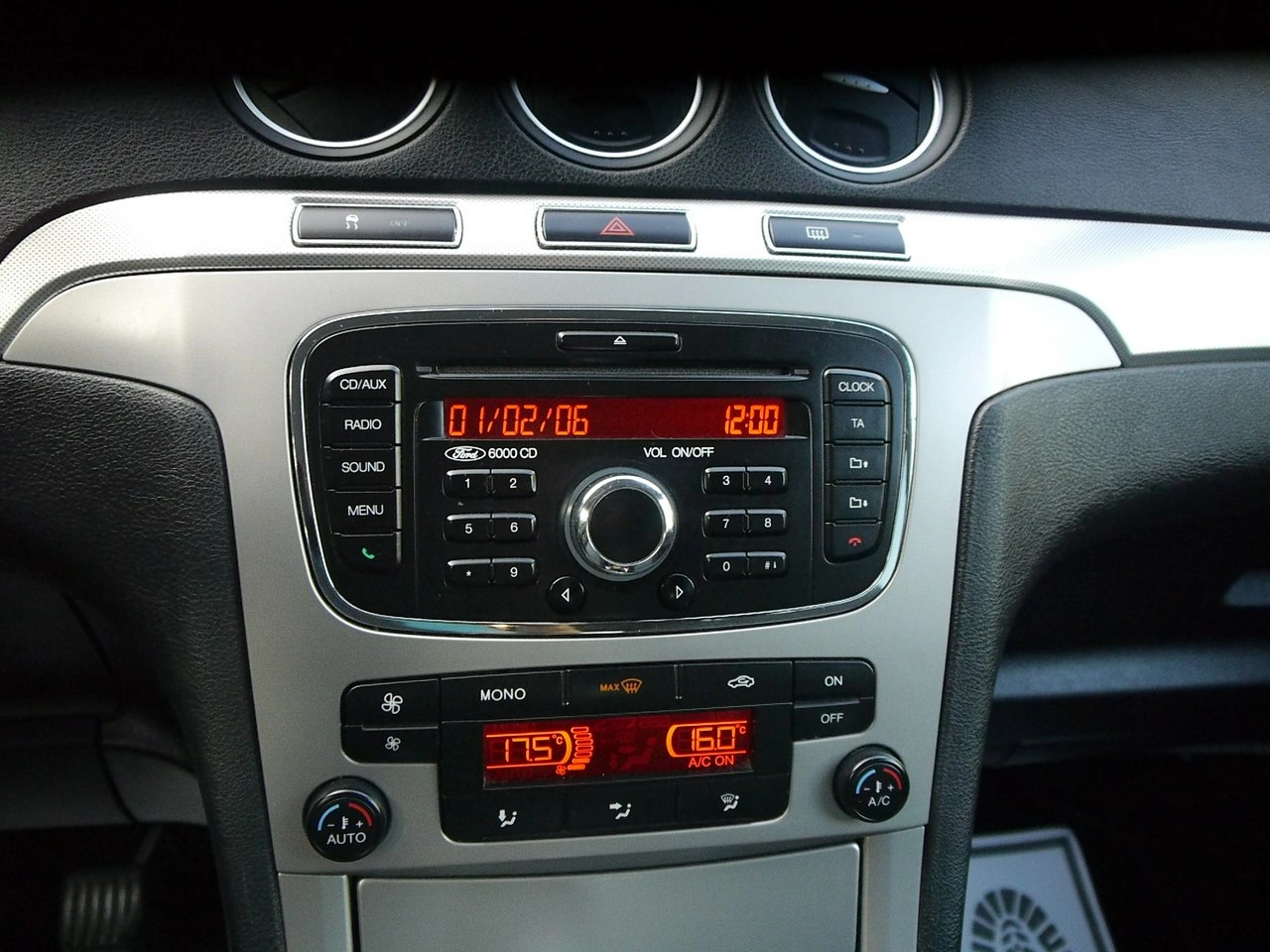 Ford Galaxy - Zdjęcie 16