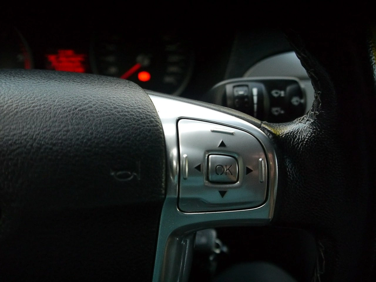 Ford Galaxy - Zdjęcie 27