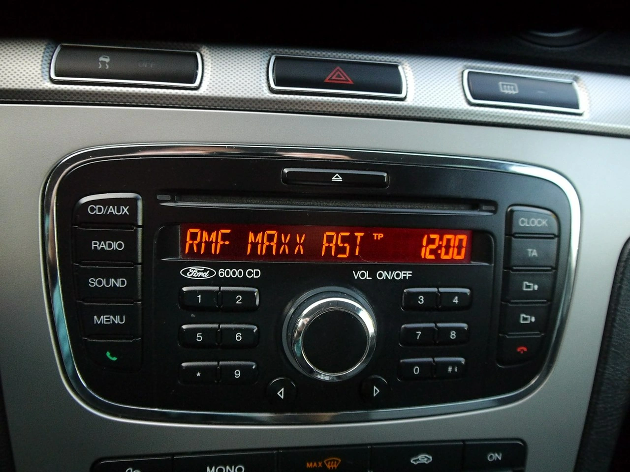 Ford Galaxy - Zdjęcie 17