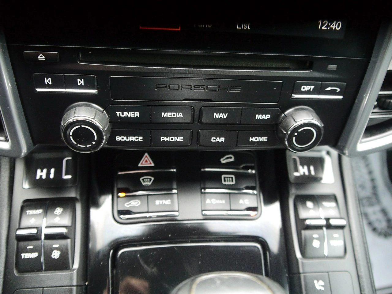 Porsche Cayenne - Zdjęcie 21