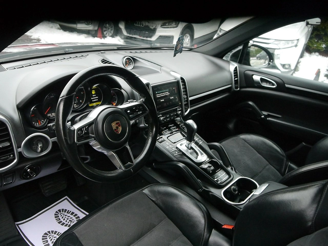 Porsche Cayenne - Zdjęcie 23