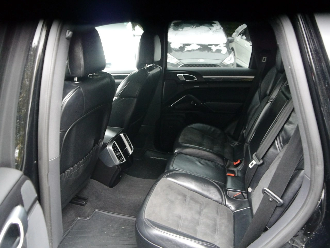 Porsche Cayenne - Zdjęcie 27