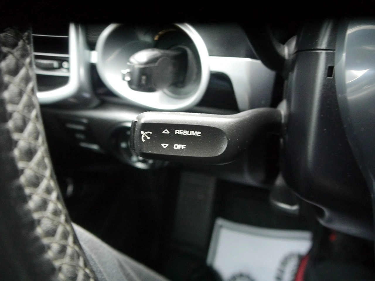 Porsche Cayenne - Zdjęcie 31