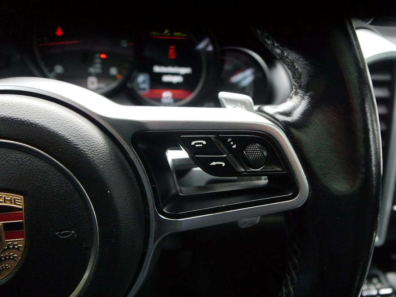 Porsche Cayenne - Zdjęcie 35