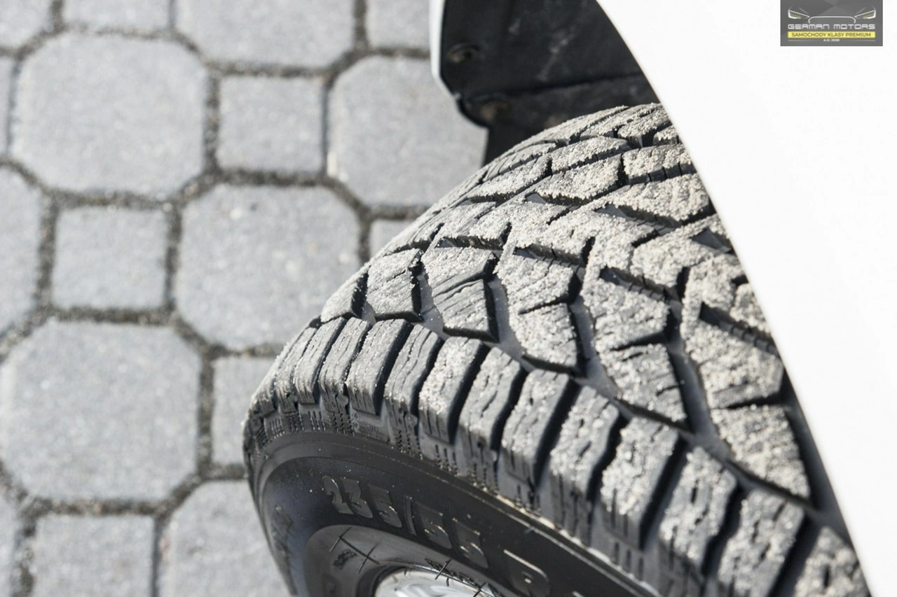 Ford S-Max - Zdjęcie 17