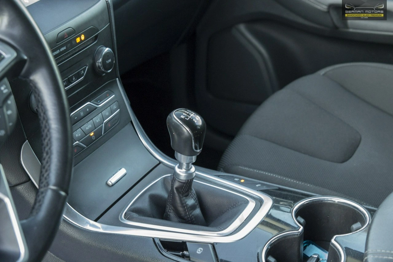 Ford S-Max - Zdjęcie 21