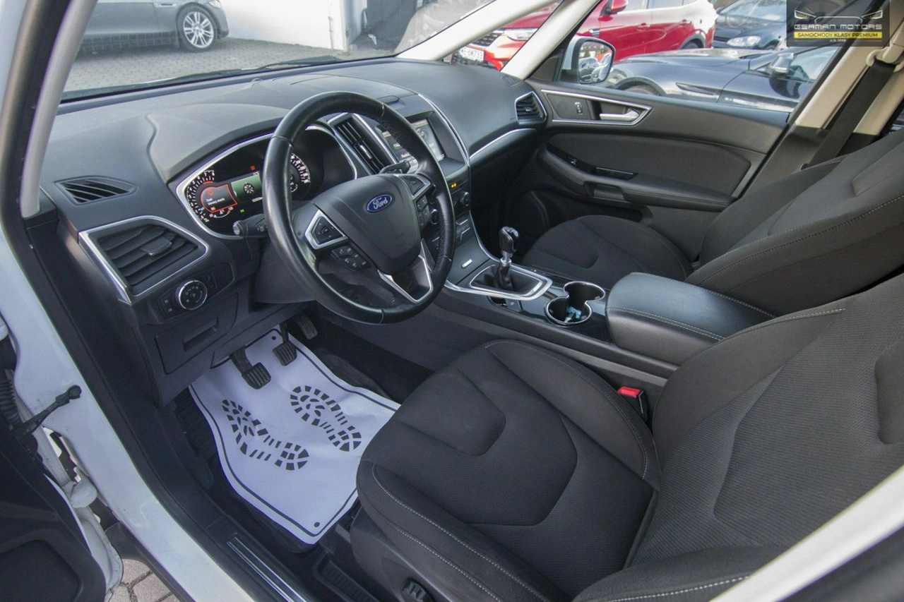 Ford S-Max - Zdjęcie 22