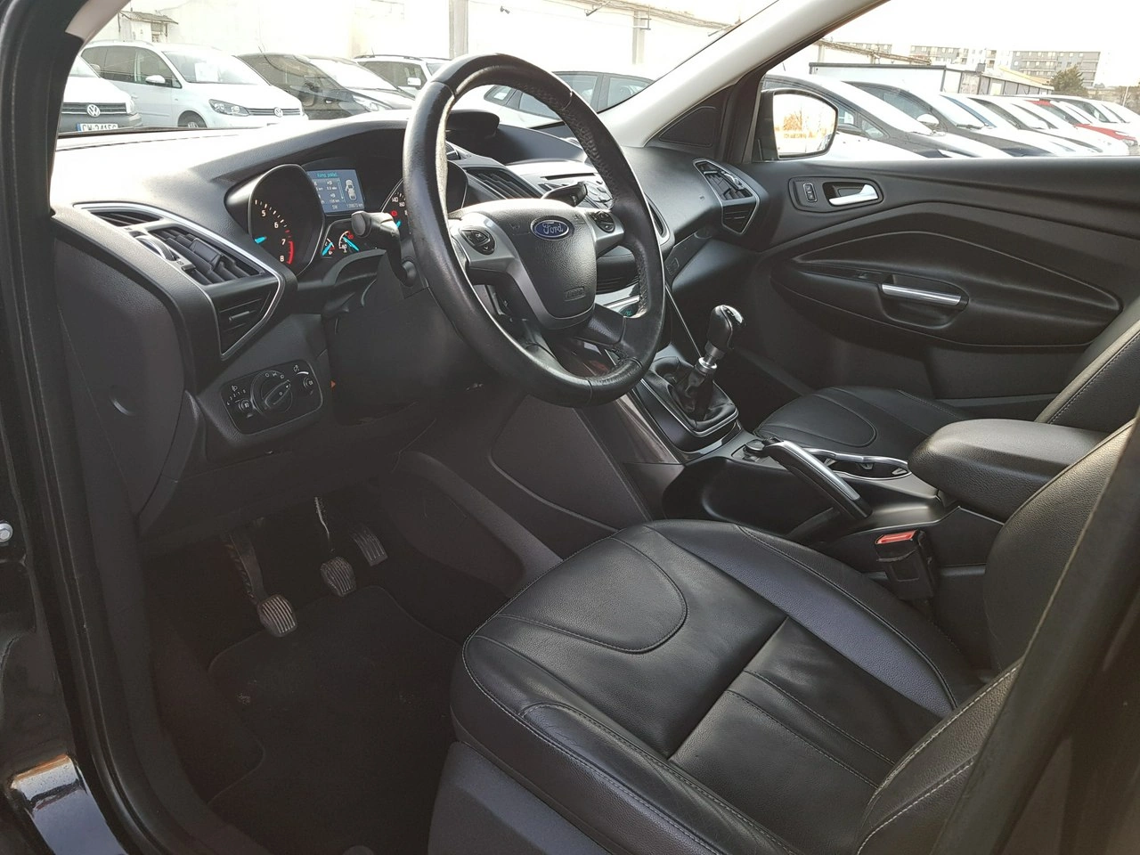 Ford Kuga - Zdjęcie 9