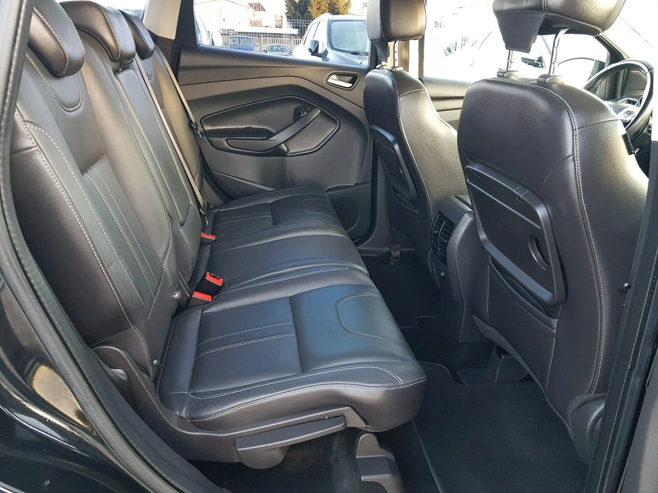 Ford Kuga - Zdjęcie 14