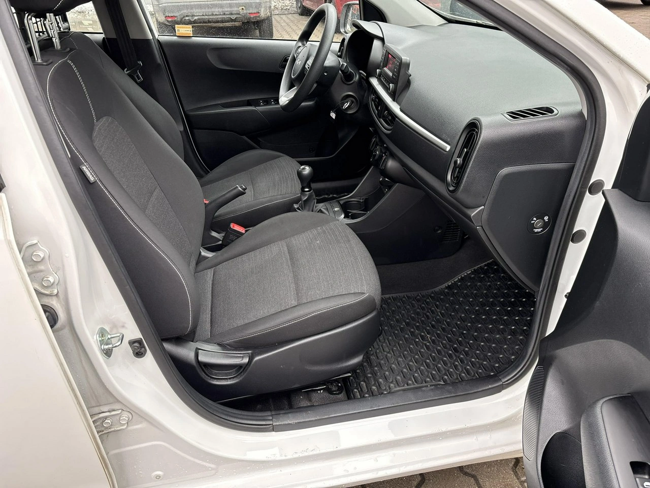 Kia Picanto - Zdjęcie 14