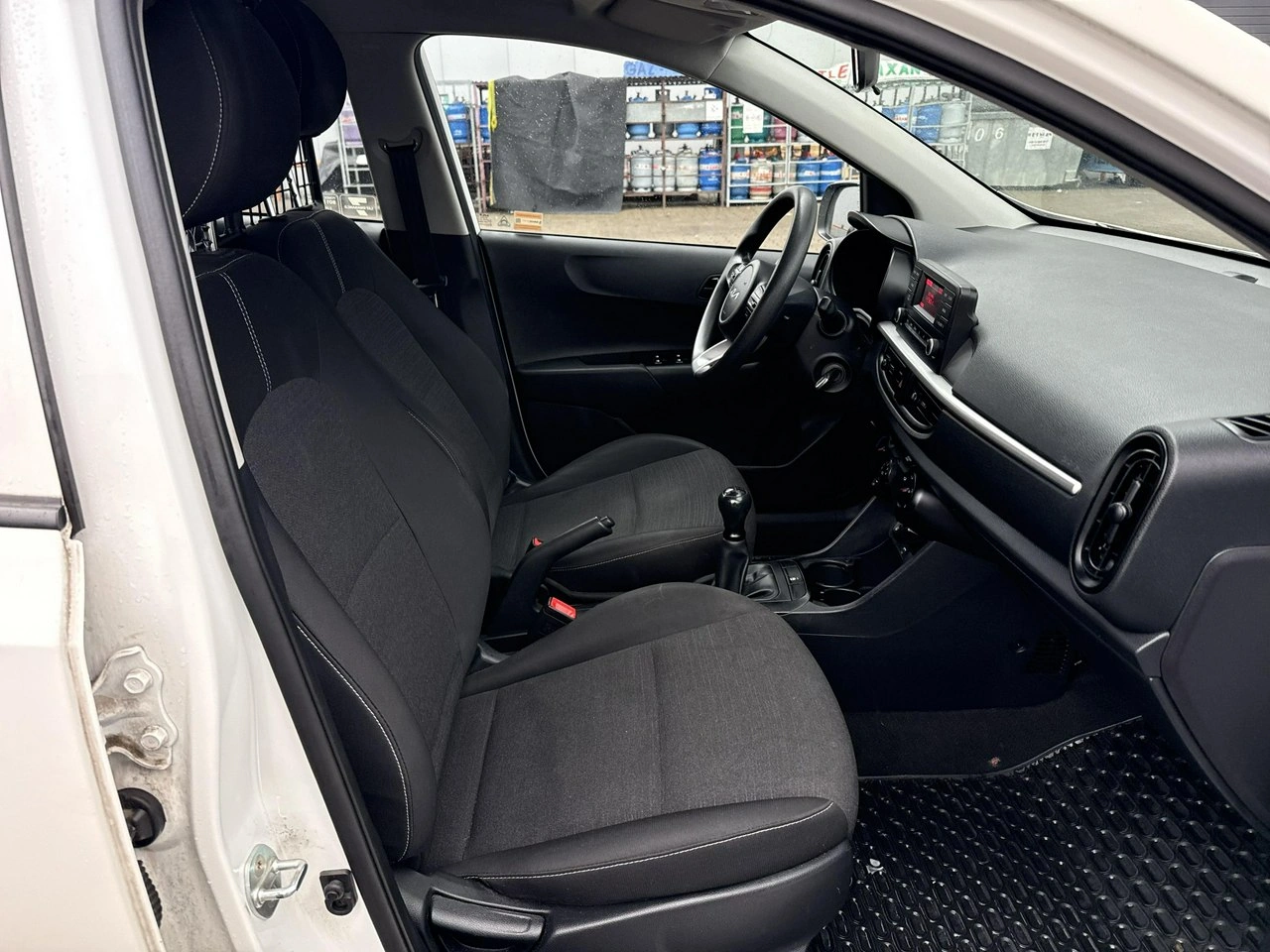 Kia Picanto - Zdjęcie 18