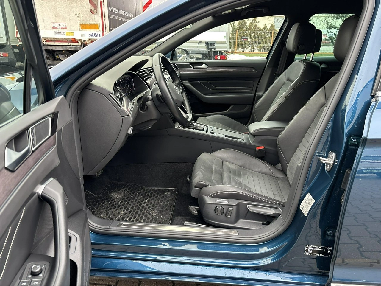 Volkswagen Passat - Zdjęcie 10