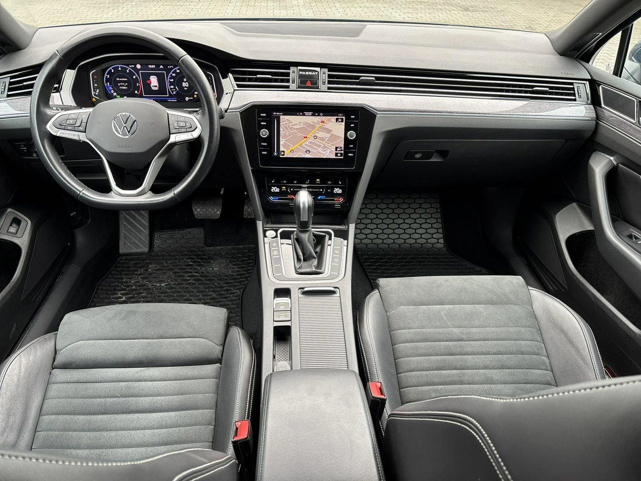 Volkswagen Passat - Zdjęcie 12