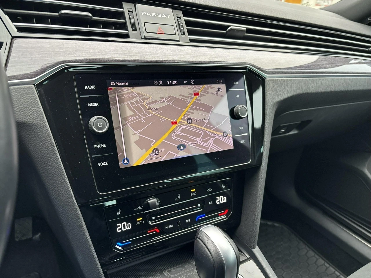 Volkswagen Passat - Zdjęcie 18