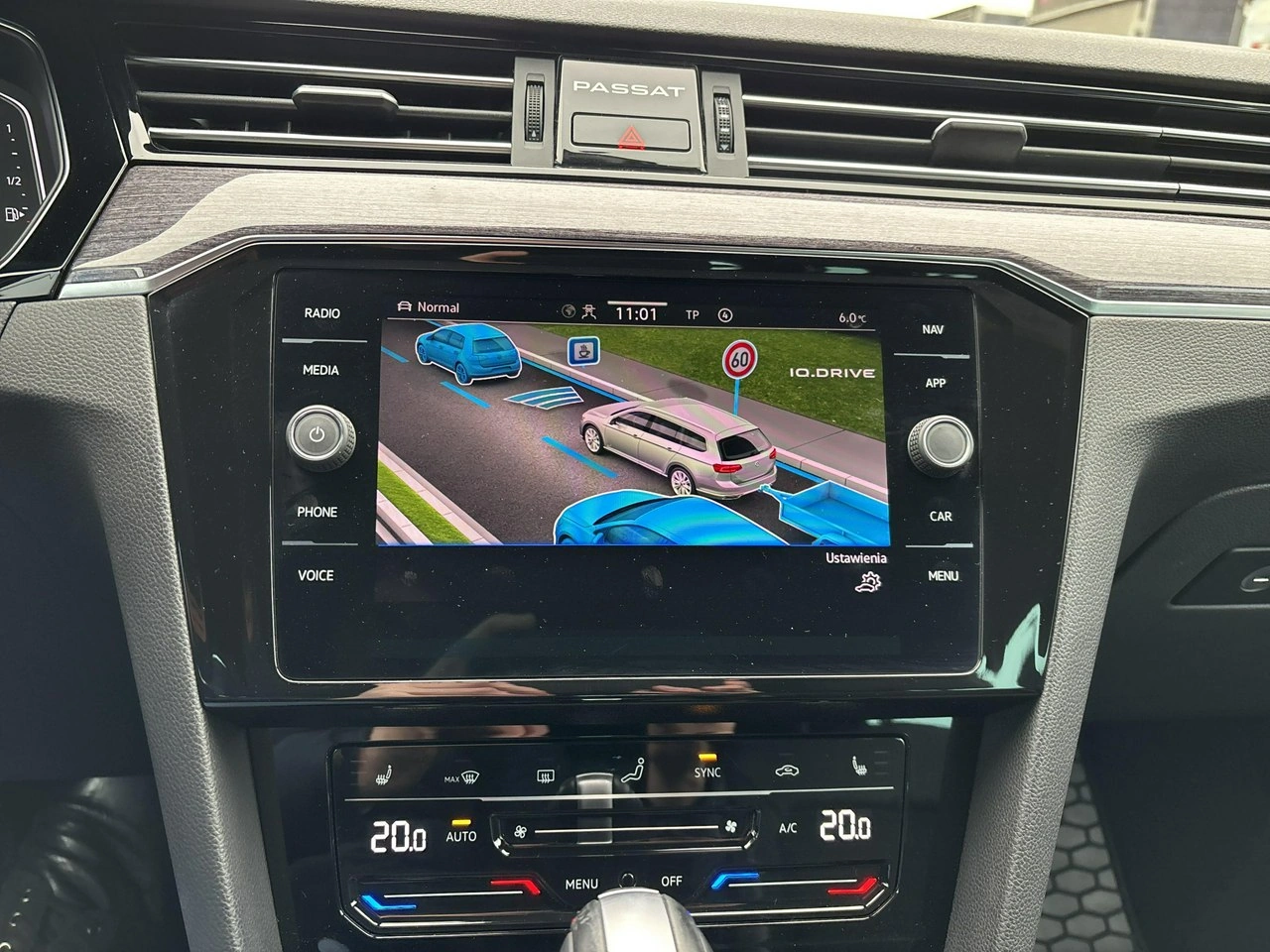 Volkswagen Passat - Zdjęcie 23