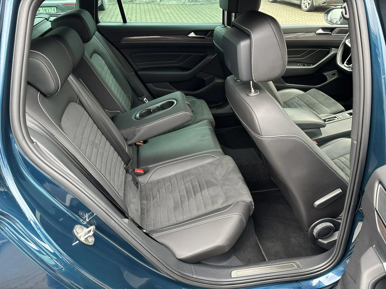 Volkswagen Passat - Zdjęcie 15
