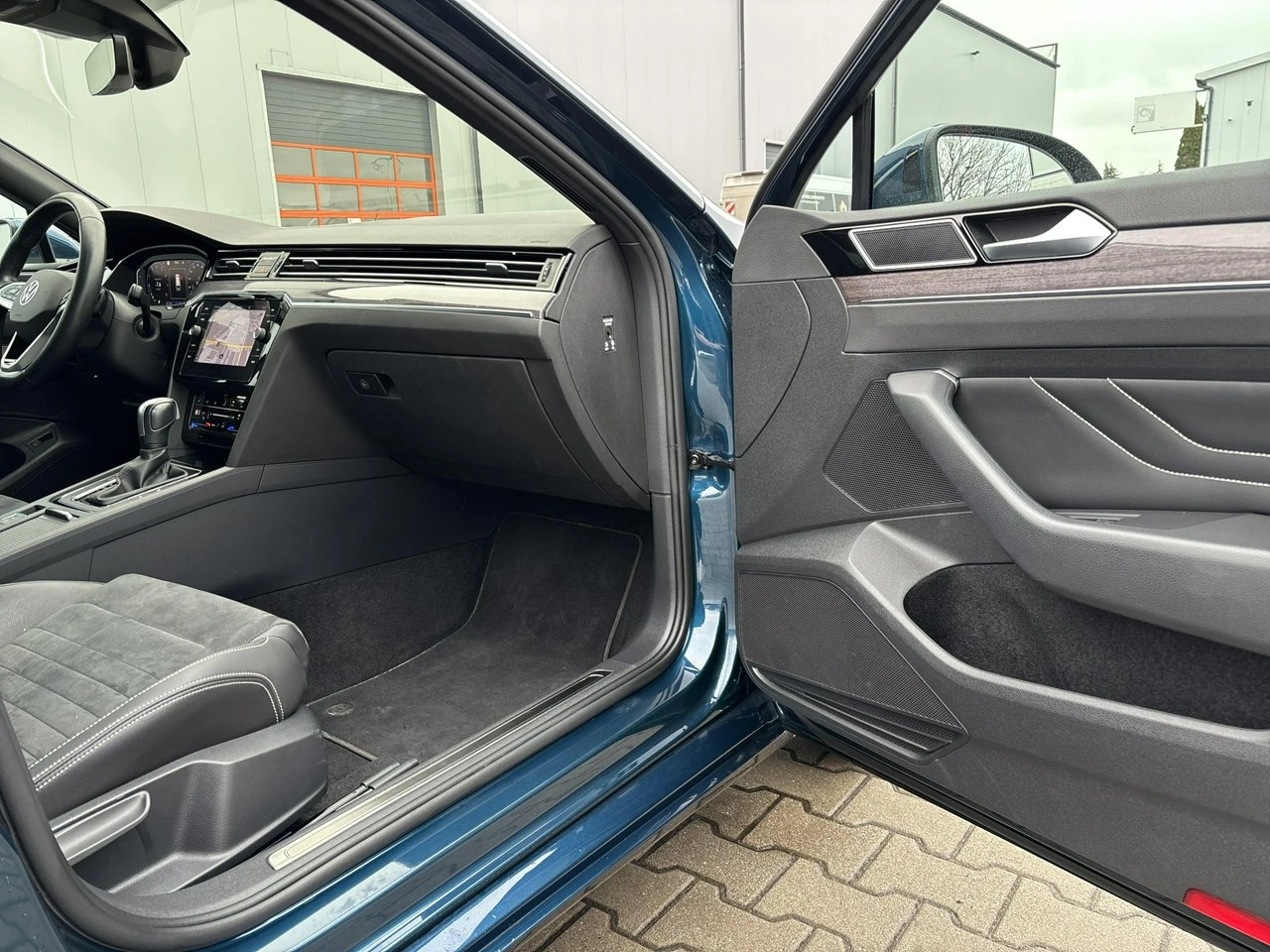 Volkswagen Passat - Zdjęcie 17